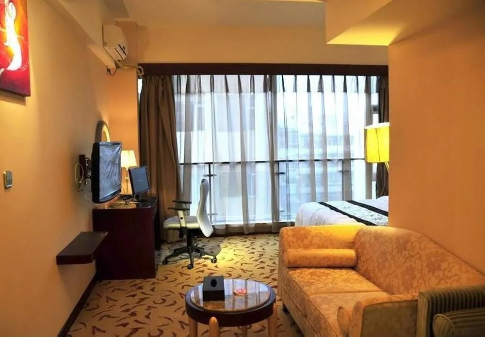 Yiya Sunshine Hotel Guanshang - Kunming