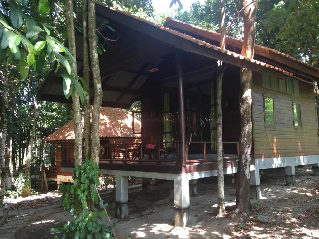 Barefoot Project formerly Baan Klong Kleng