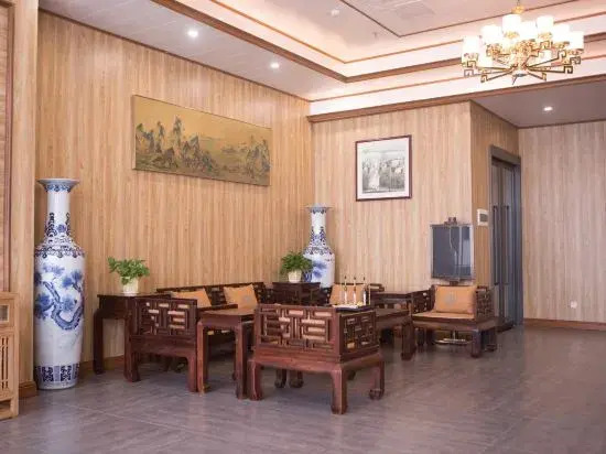 Fangcheng Port Zhenru Hotel