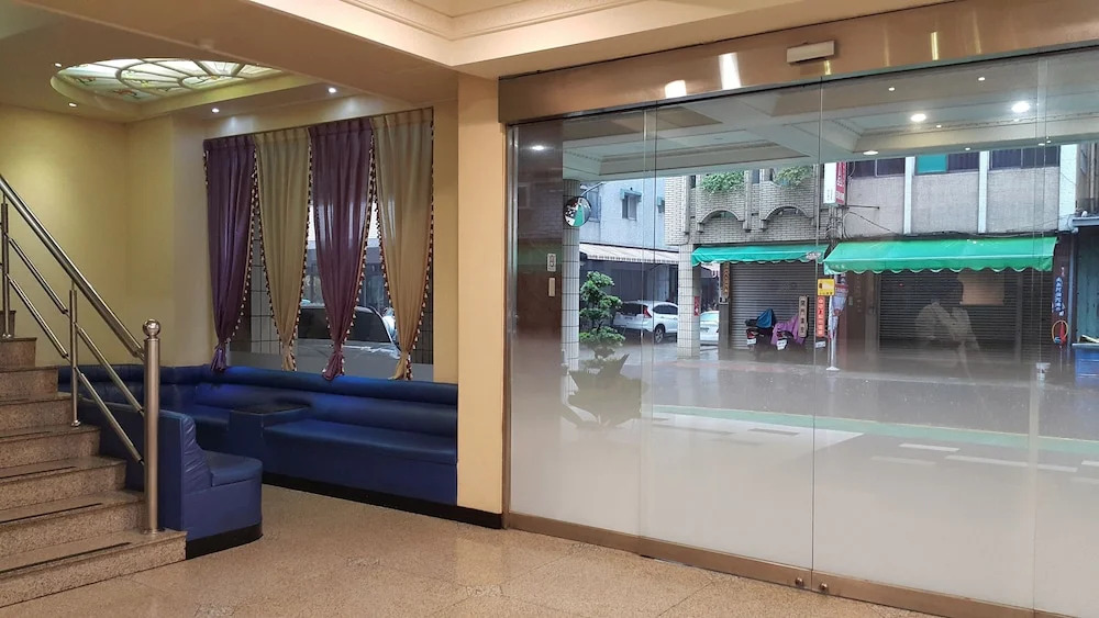 Mei Hua Hotel