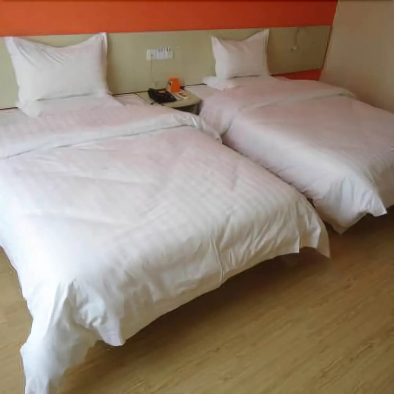 7 Days Inn