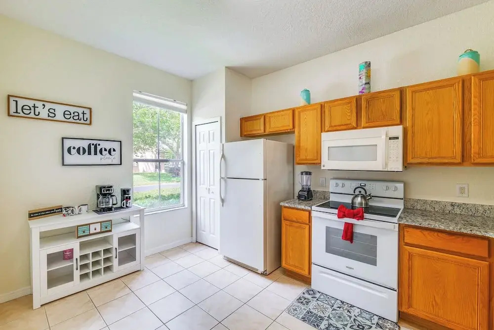 9 Mi to Disney! Regal Palms Resort Condo w/ Pools
