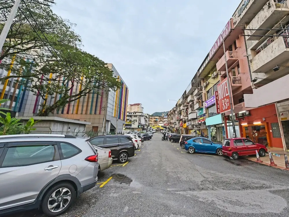 33 Hotel Cheras