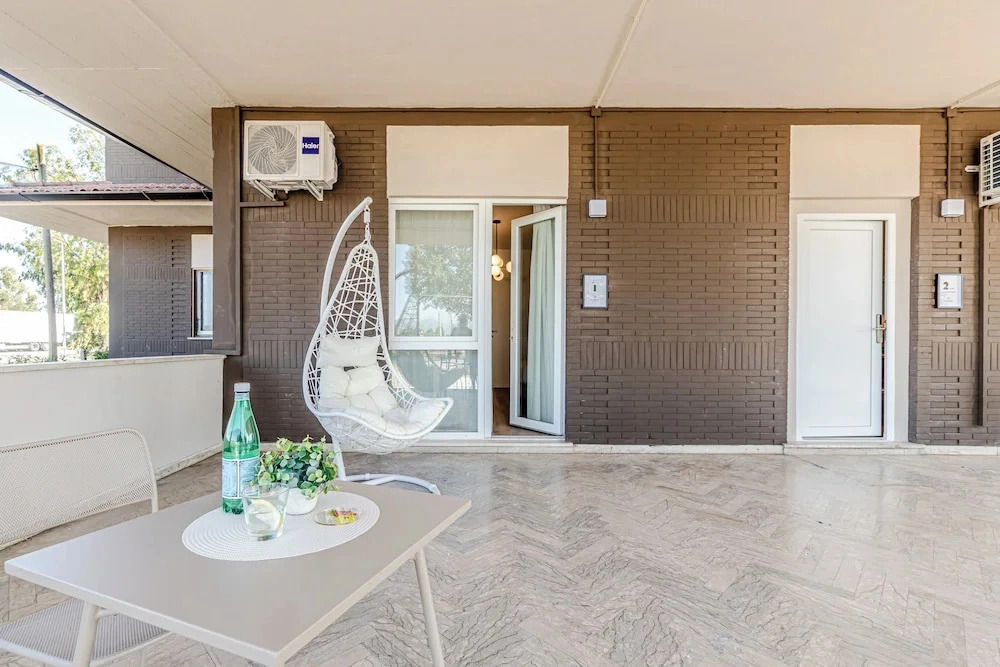 NumberZ - Rooms Apartments and Suites with Wi-Fi and AC