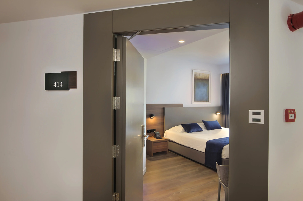 Okeanos Beach Boutique Hotel