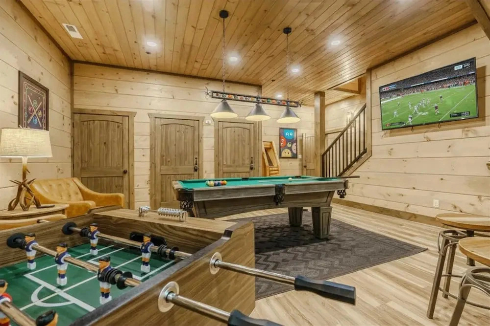 NEW 12br Lux Lodge Private Pool-mtn Views