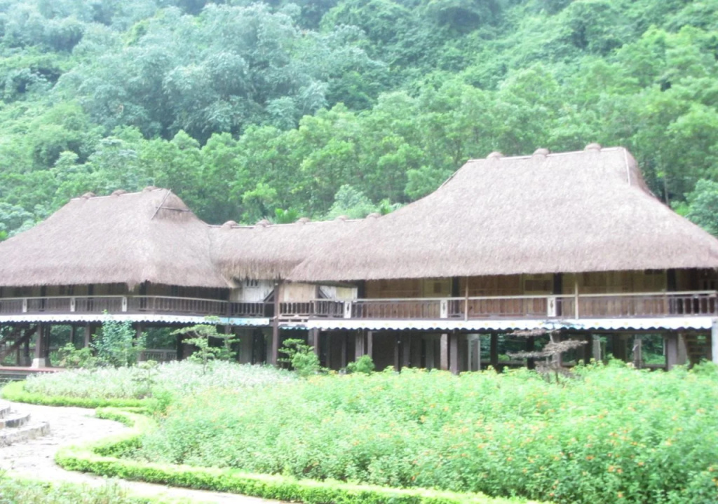Thung Nham Resort