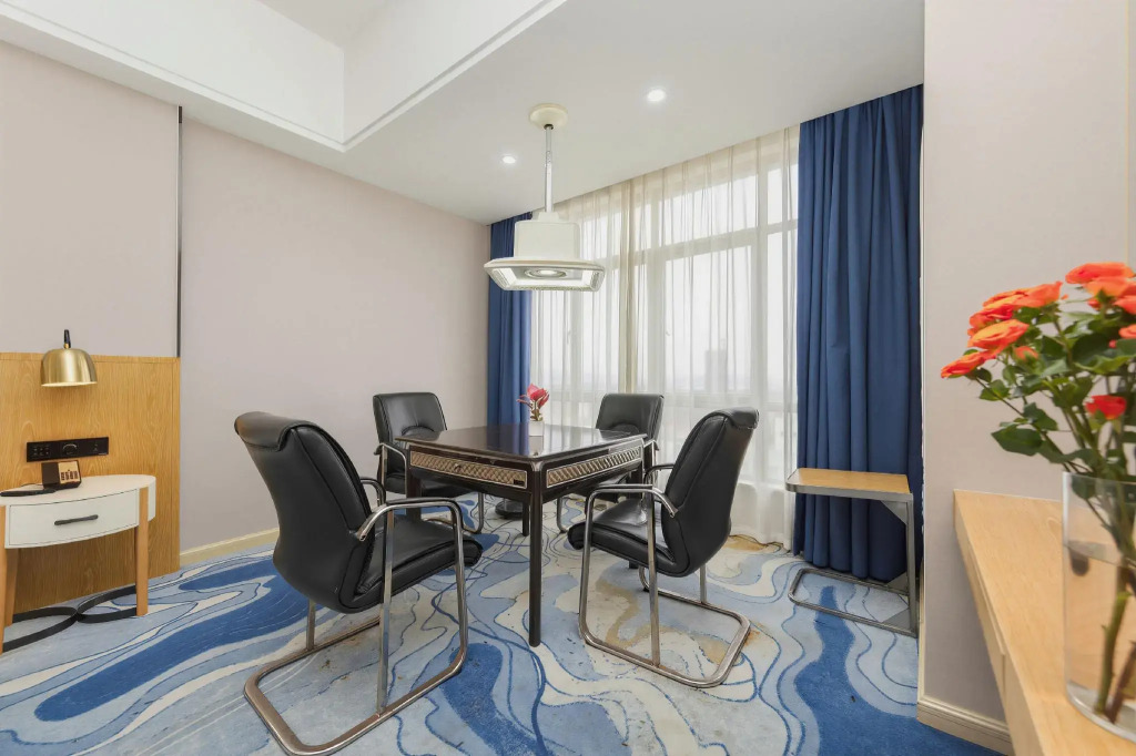 Kyriad Marvelous Hotel Zhongshan Nanlang