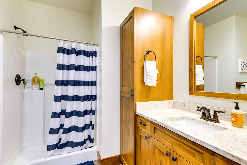Sleek Red Lodge Home Rental w/ Private Hot Tub!