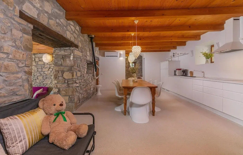 Stunning Home in Podpican With Outdoor Swimming Pool, Wifi and 3 Bedrooms