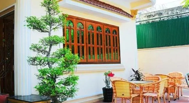 Queen Na Guest House