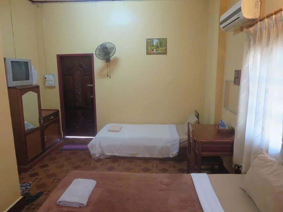 Khamphone Hotel