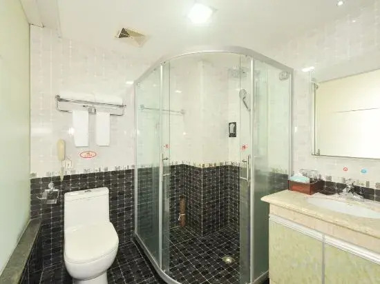 Dong He Hotel