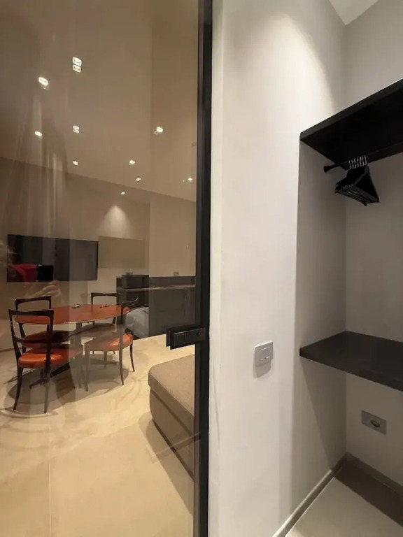 Leopoldo Suites
