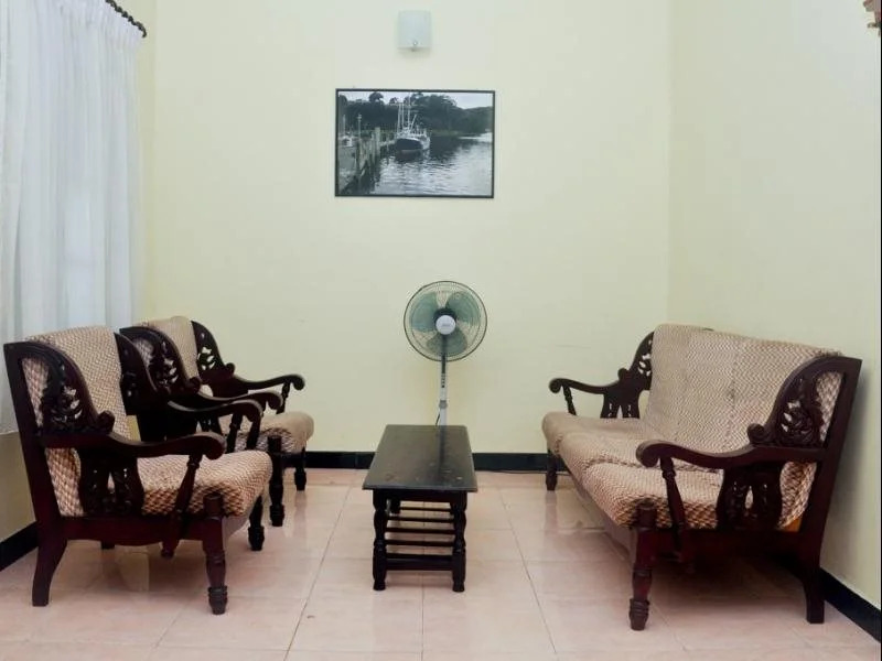 Travel Easy Hostel