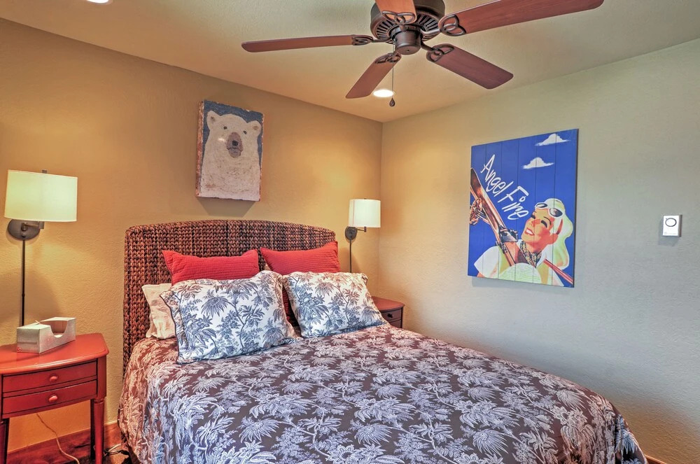Angel Fire Condo w/ Fireplace: Half-mi to Ski Lift