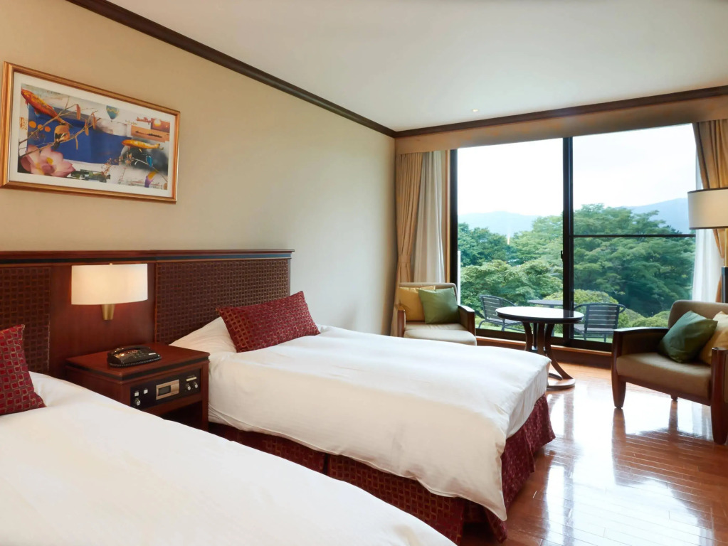 Hotel de Yama, Hakone Lake Side