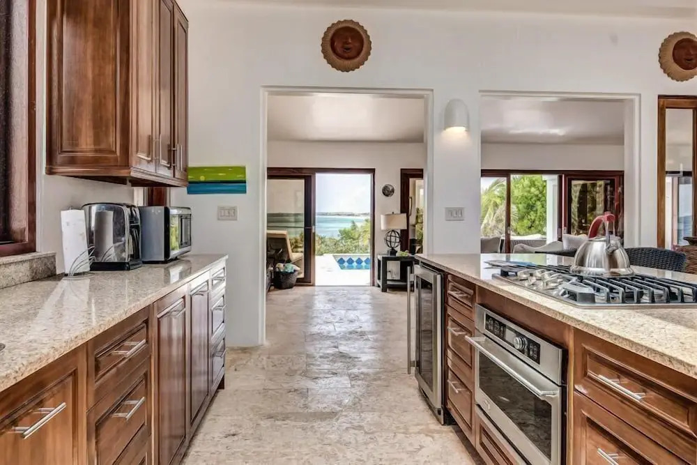 Villa Waves