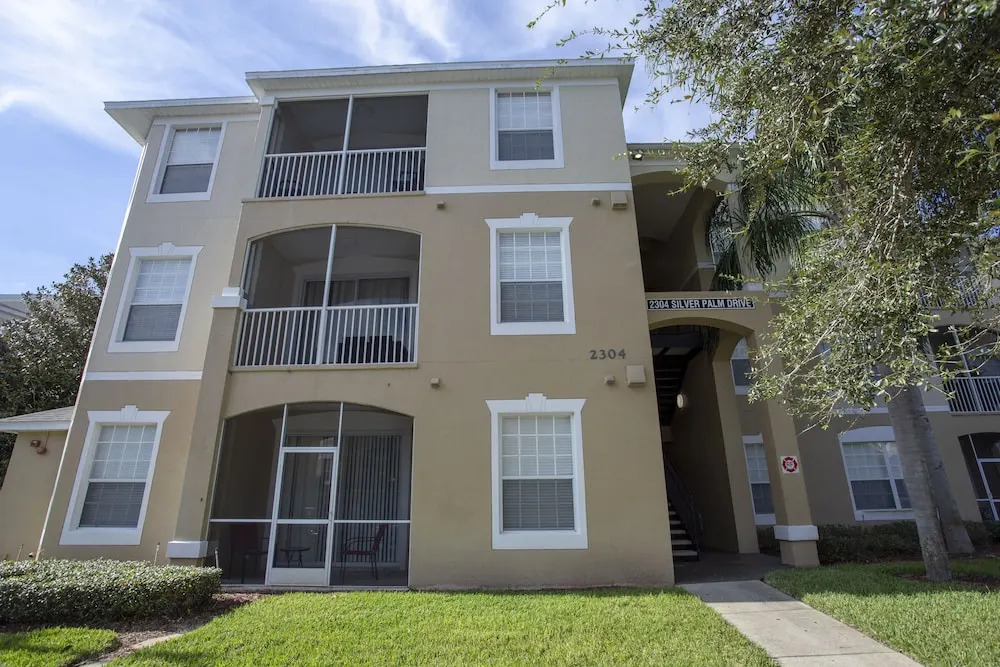 2304 #203 Windsor Palms Resort 57175 / 59092
