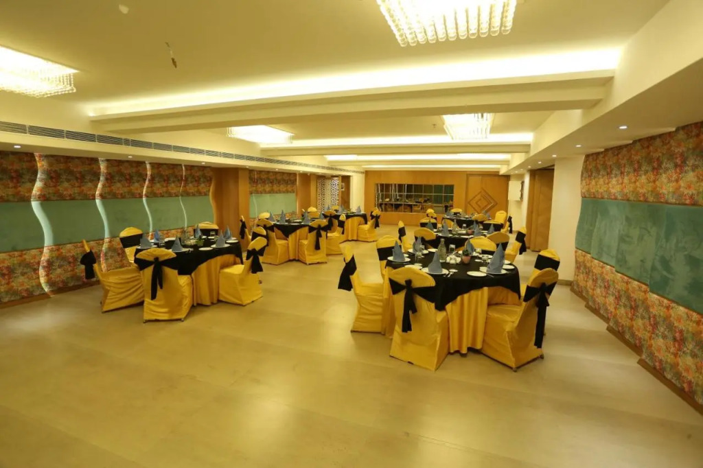 Pravasa hotel Indore