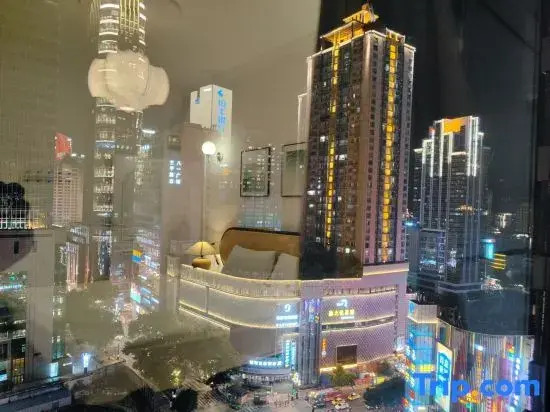 Suye River View Homestay (Chongqing Jiefangbei Hongyadong)