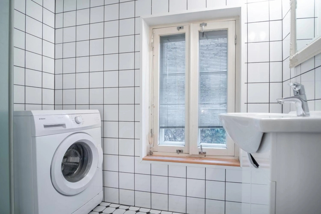 Dream Stay - Bright 2-Bedroom 2-Floor Old Town Apartment