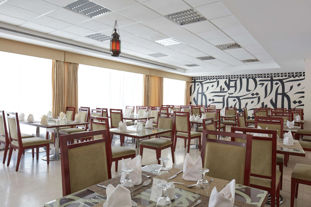 Makarem Al Bait Al Azizia Hotel