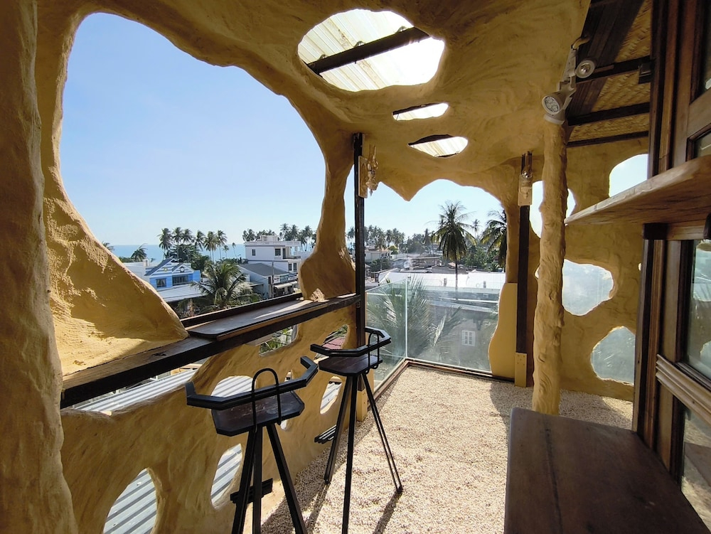 OXY Cave Homestay Mũi Né