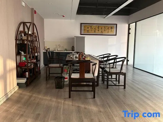 Wanshi Hotel