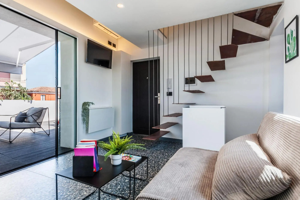 Grimaldi Apartments with terrace by Wonderful Italy