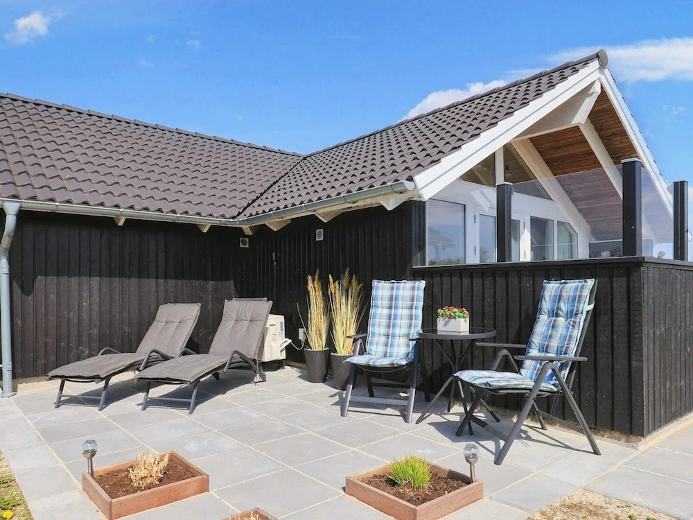 6 Person Holiday Home in Hadsund-by Traum