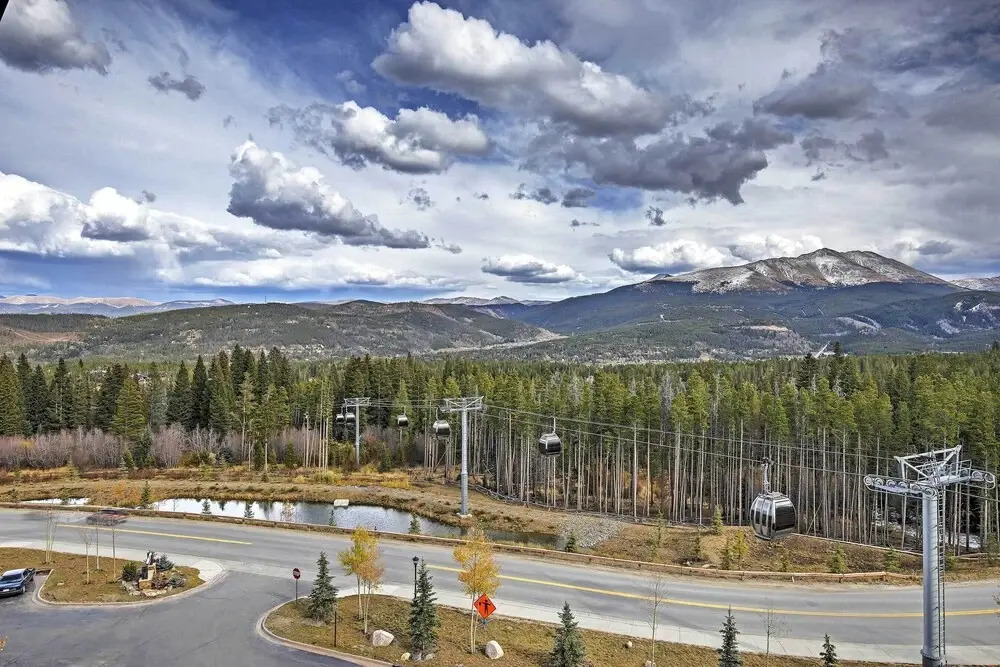 Ski-in/ski-out Breckenridge Resort Condo at Peak 7