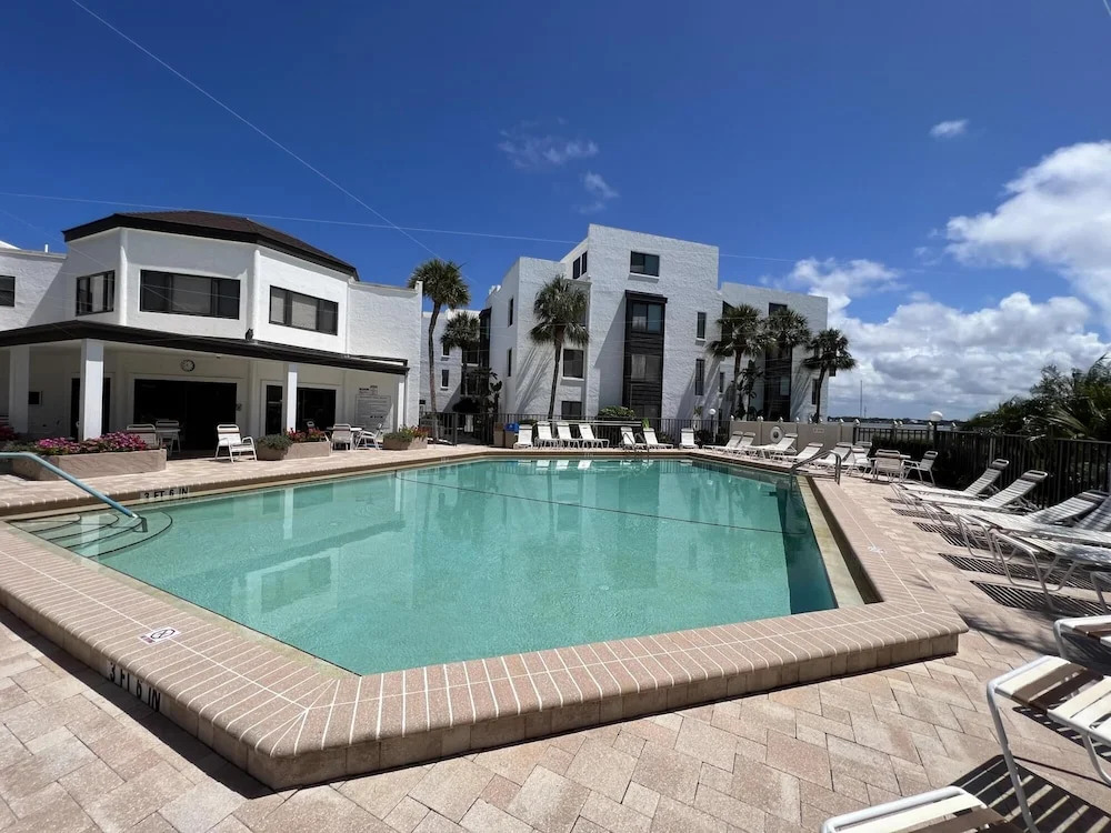 Catch N Relax in Manasota Key