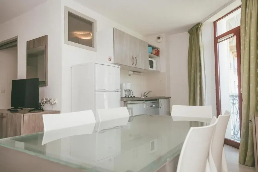 Terres de France - AppartHotel le Splendid