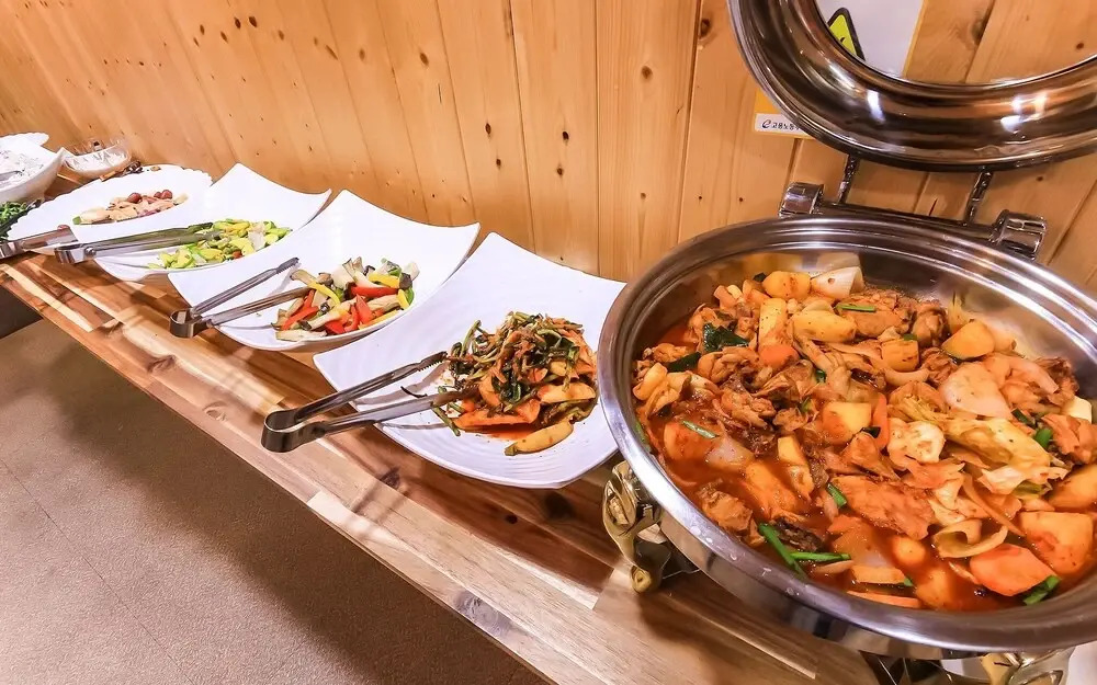Changwon Boutique Hotel Gung
