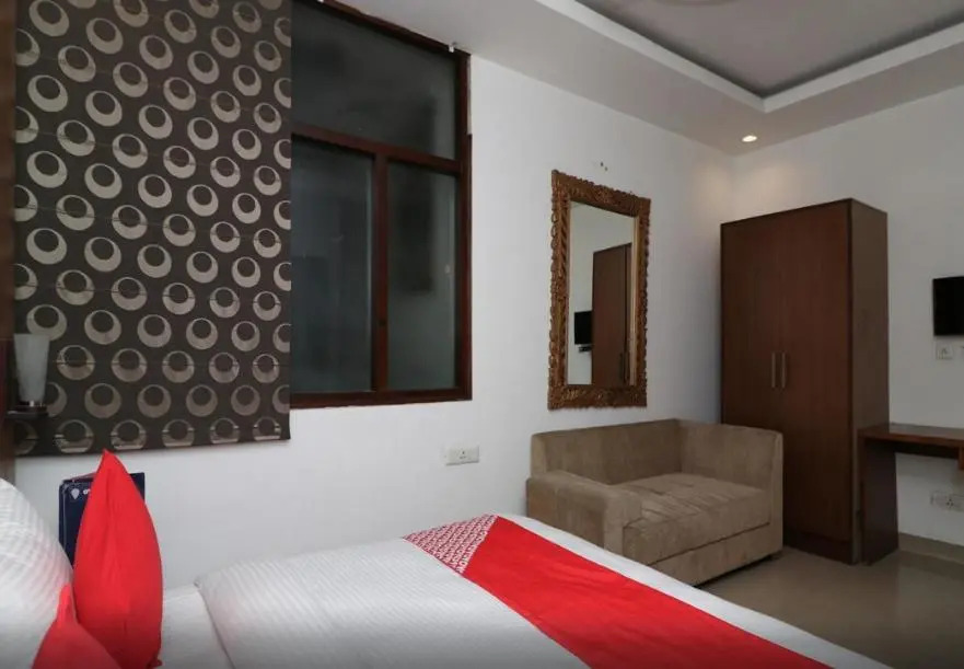 New Hotel Rajwada By WB Inn