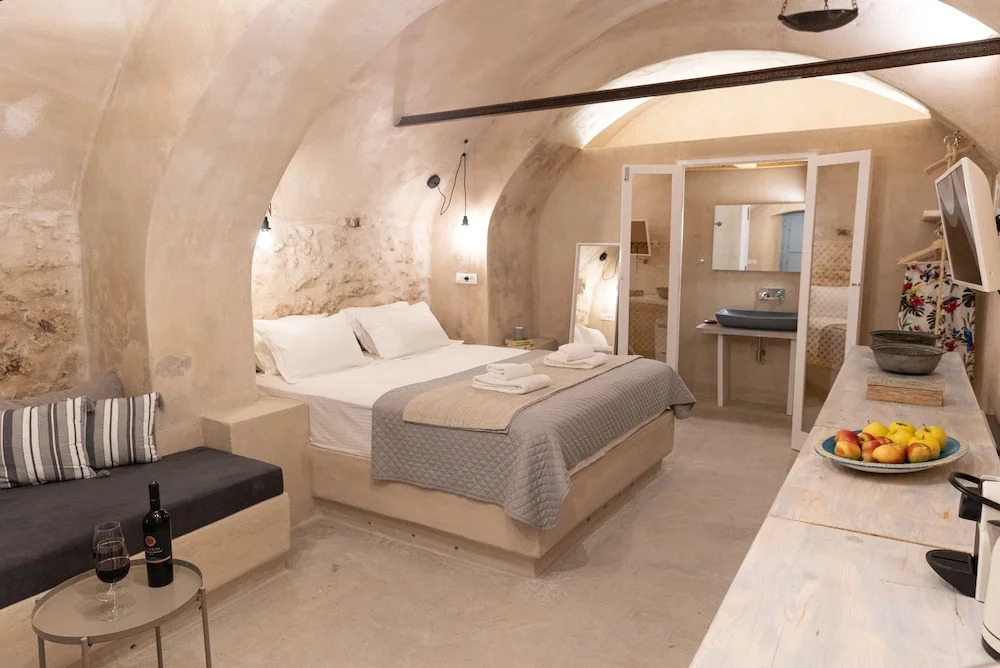 Oias Cellars