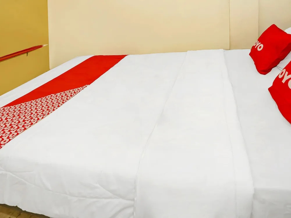 OYO 92262 Backpacker Homestay Cibubur