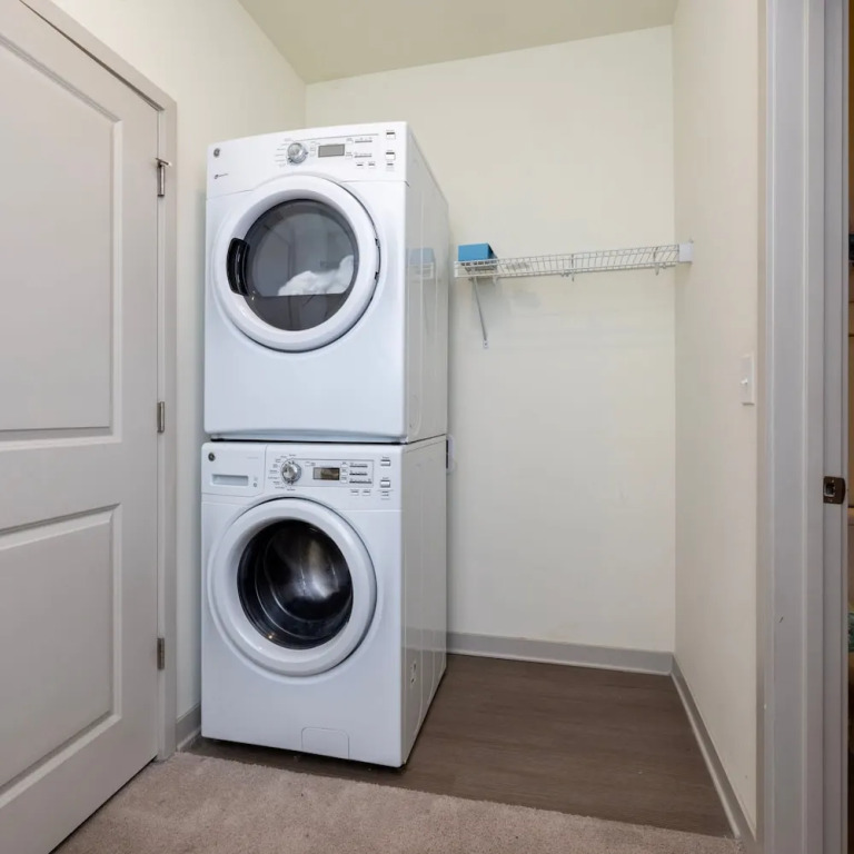 Stunning Nulu 1BR Cozysuites 06