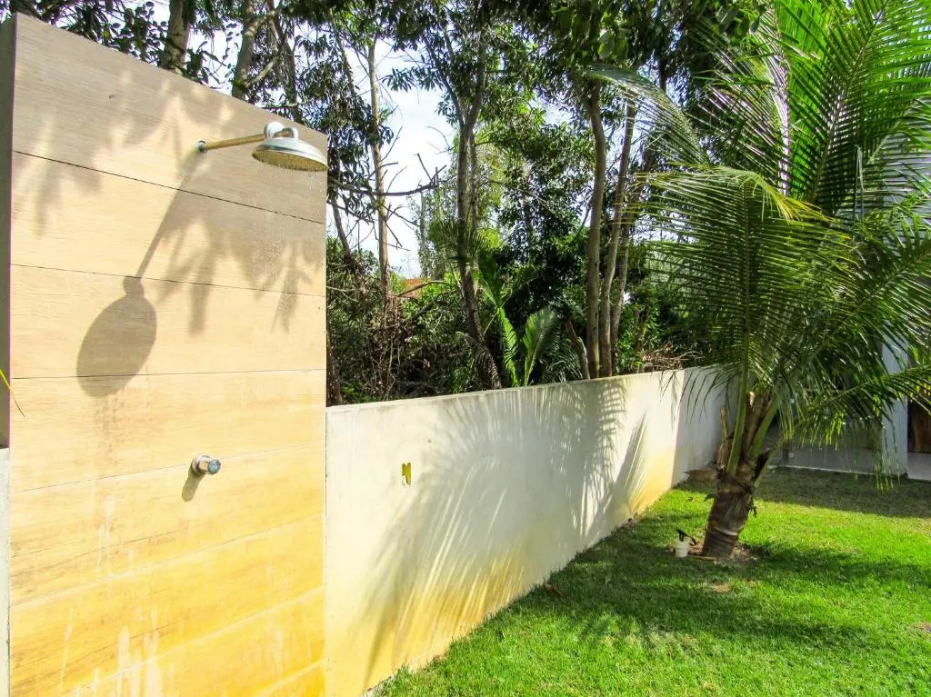 Linda casa c lazer completo a 500m do mar Prado BA