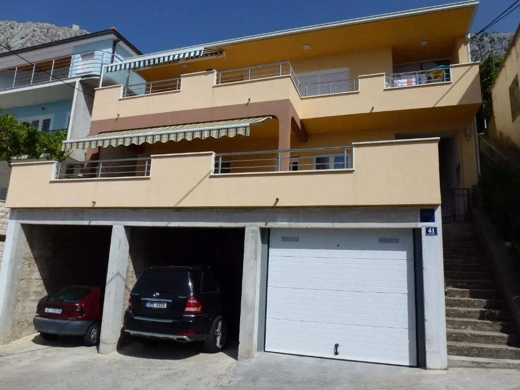 Seaview Apartment Tony with Grand Terrace
