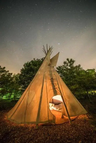 Plush Tents Glamping