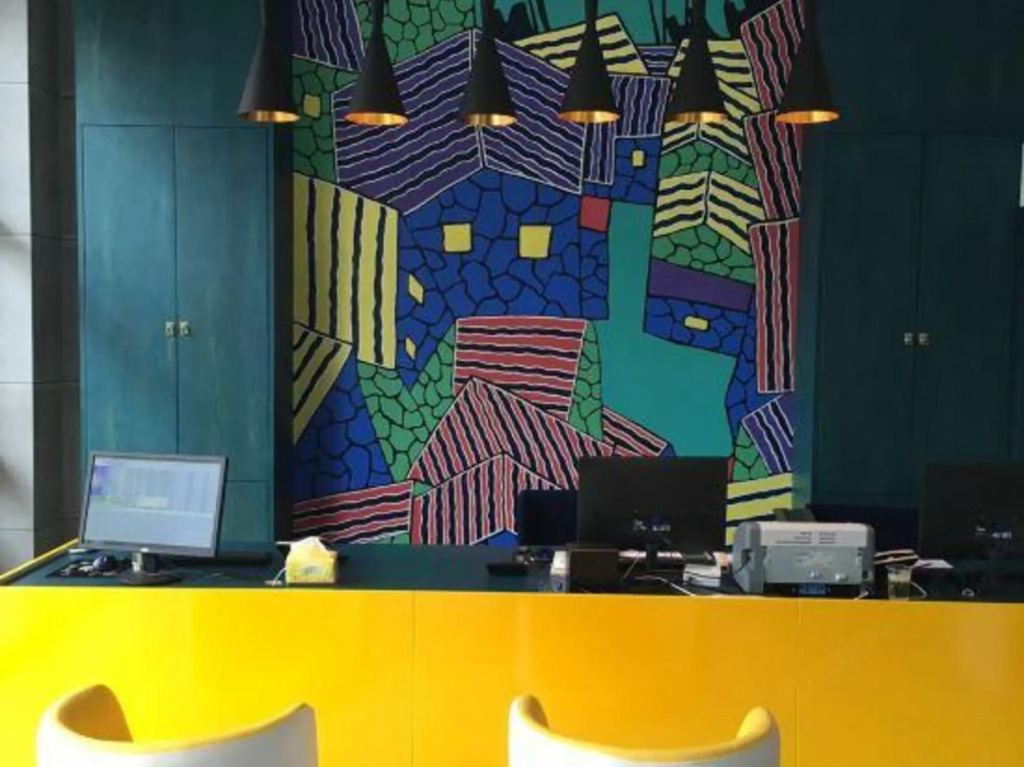 Zhoushan Pinzhu Art Hotel (Baolong Plaza)