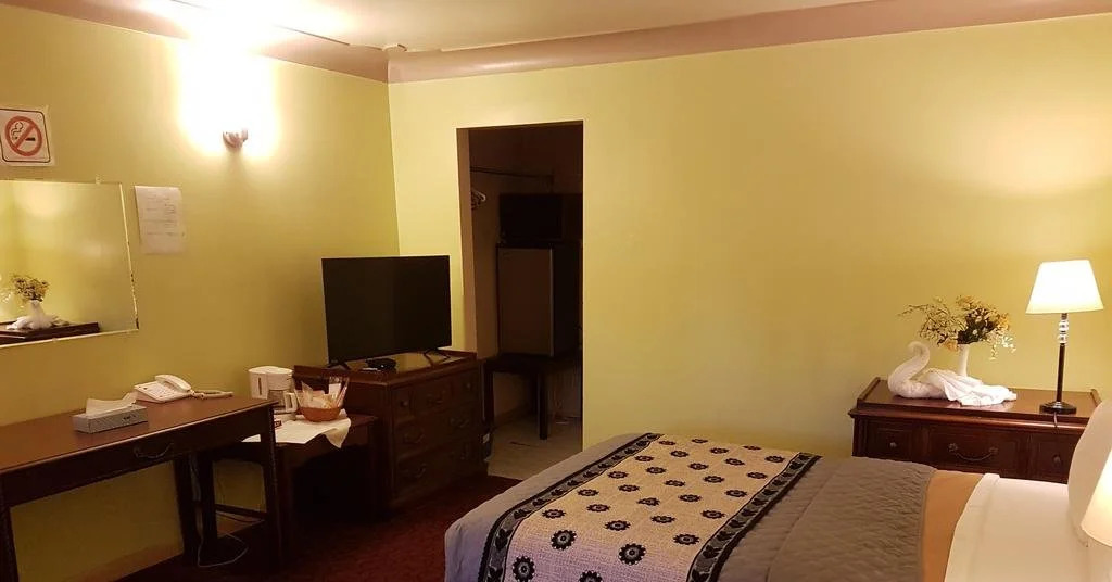 Capri Motel