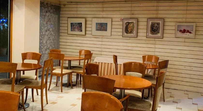 Hera Hotel