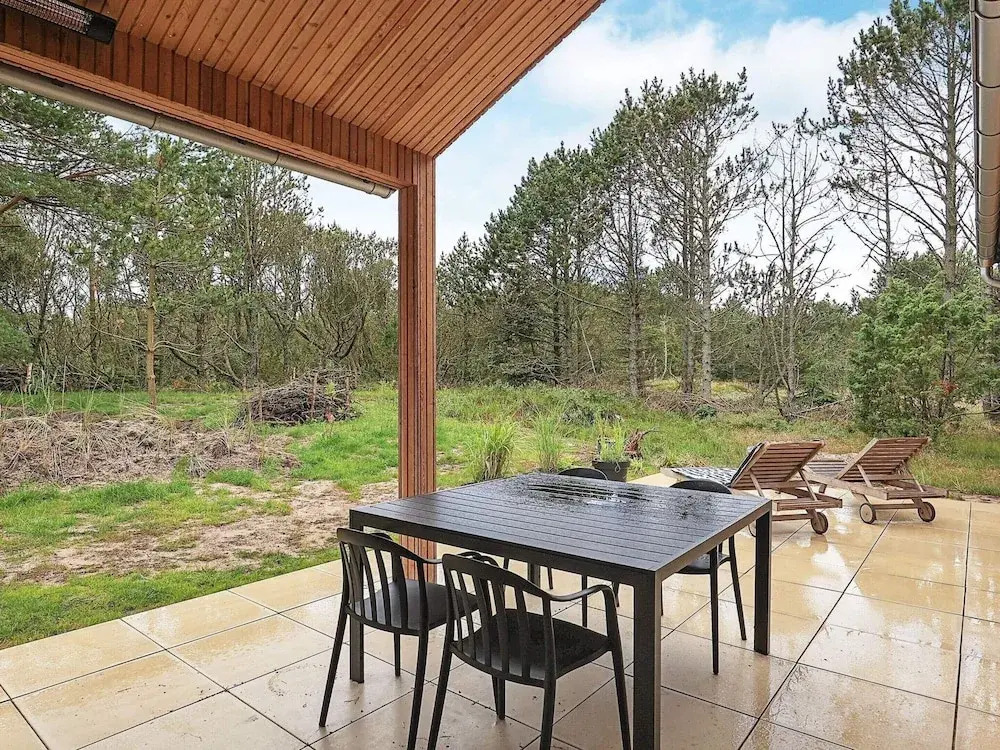 8 Person Holiday Home in Albaek