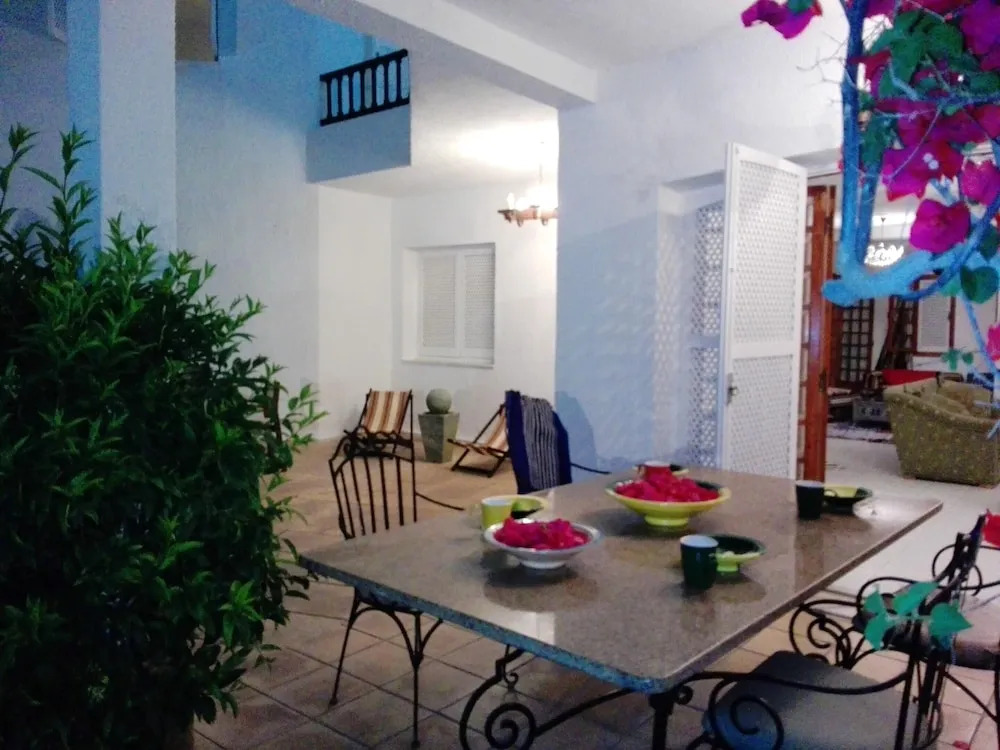 Elegant villa in Hammamet with year-round private pool