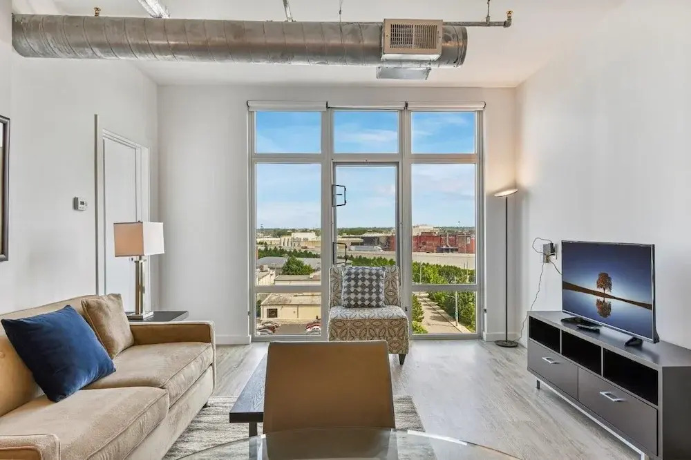 Sunset Boulevard Apartments