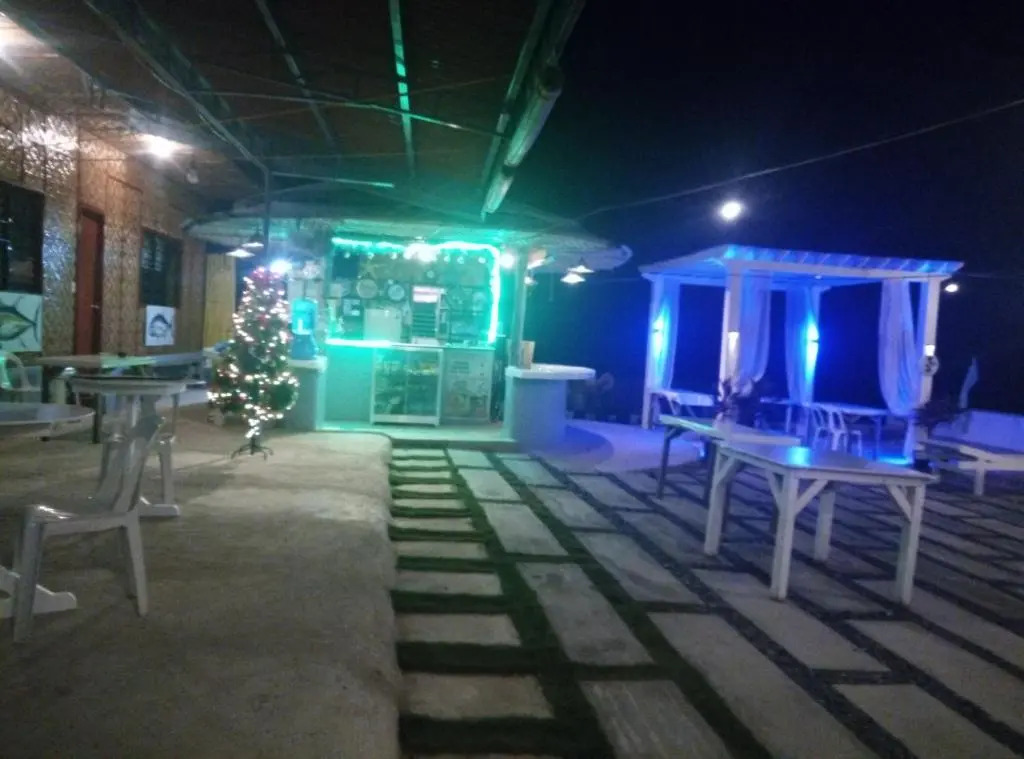 Anglers Hub & Resort Oslob