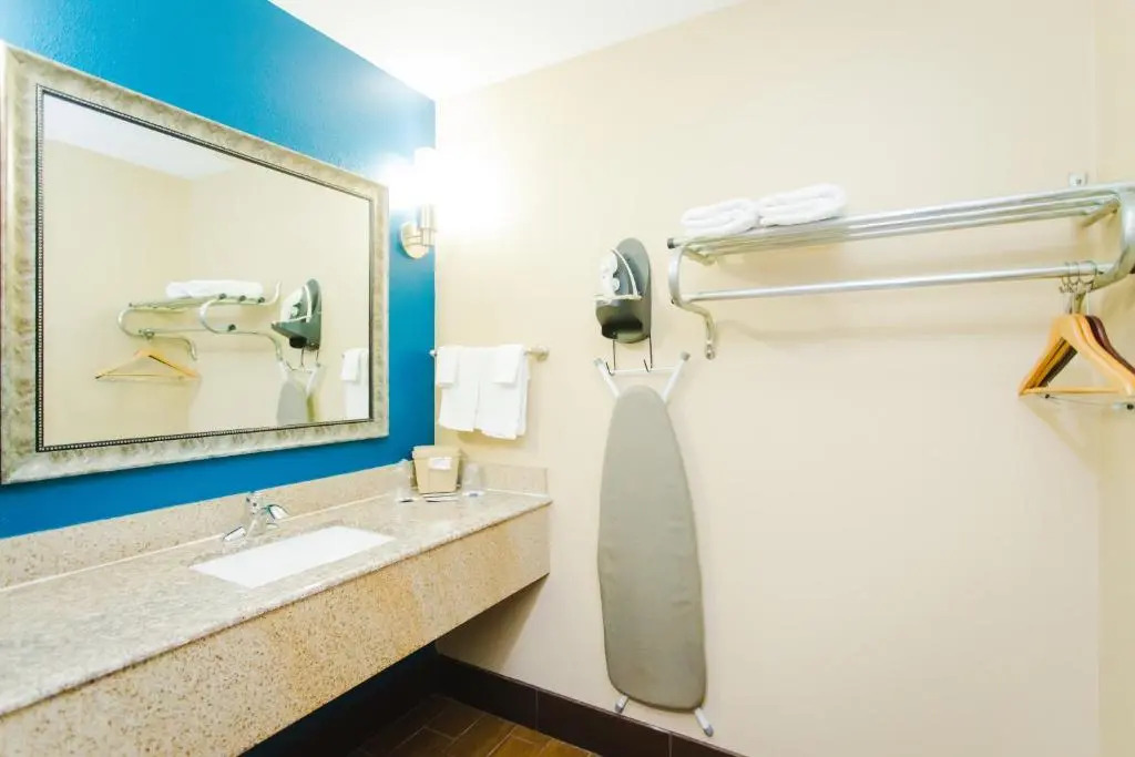 Home Place Inn